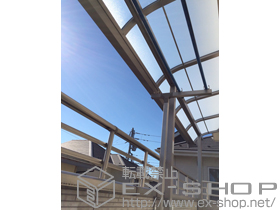 のバルコニー・ベランダ屋根 ライザーテラスII R型 屋根タイプ 連棟 積雪〜20cm対応 施工例