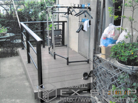 のウッドデッキ リウッドデッキ 200＋シンプルモダンデッキフェンス2型<横格子2本タイプ> 施工例