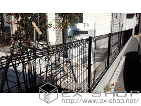 のフェンス・柵 メッシュフェンス M0 間仕切りタイプ 施工例