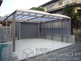 のカーポート キューブポートプラス ワイド 積雪〜20cm対応＋キューブポートプラス ワイド用サイドパネル 施工例