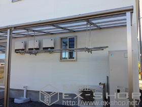 のテラス屋根 ライザーテラスII F型 テラスタイプ 三連棟 積雪〜20?対応＋吊り下げ物干し 施工例