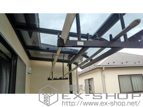 のバルコニー・ベランダ屋根 プレシオステラス R型 屋根タイプ 単体 積雪〜20cm対応＋プレシオステラス用吊り下げ式物干し 施工例