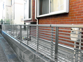 のフェンス・柵 エクスラインフェンス12型 自由柱 施工例