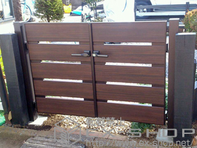 の門扉 コレット1型 両開き 門柱タイプ 施工例