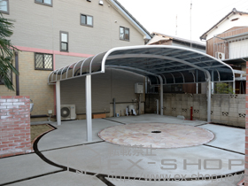 のカーポート テールポートシグマIII ワイド 積雪〜20cm対応＋標準タイプ 収納式物干し 2本入×1セット 施工例