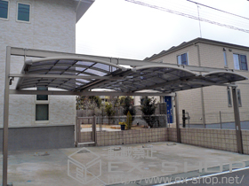 のカーポート マルチスクエア アール屋根 3台用(合掌) 両支持タイプ 積雪〜20cm対応 施工例