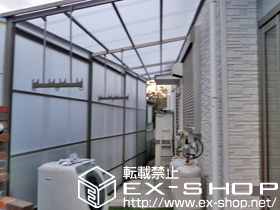 のストックヤード オイトック 波板タイプ Ｈ=9尺 基本タイプ 積雪〜20cm対応＋竿掛けセットＨ9尺用2本 施工例