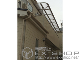 のバルコニー・ベランダ屋根 プレシオステラス R型 屋根タイプ 連棟 積雪〜20cm対応＋吊り下げ物干し 標準 2本入 施工例