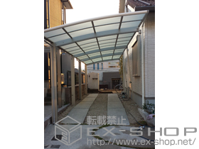 のカーポート レイナポートグラン 縦連棟　積雪〜20cm対応＋着脱式サポート 標準・ハイルーフ兼用 2本入り×2セット 施工例