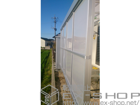 のテラス屋根 ライザーテラスII F型 テラスタイプ 単体 積雪〜20cm対応+吊り下げ物干し 標準2本入り+前面スクリーン2段 施工例