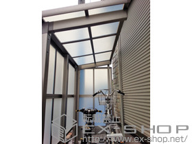 のサイクルポート・駐輪場 レークパークシグマIII パネル2面囲い 積雪〜20cm対応 施工例