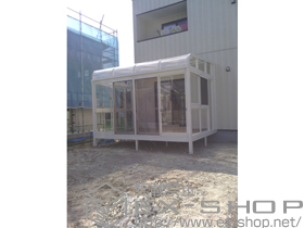 のテラス囲い・サンルーム ルームトラス フロア納まり アールタイプ 積雪〜20cm対応 施工例