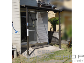 のテラス屋根 ライザーテラスII F型 1500 テラスタイプ 単体 積雪〜50cm対応＋吊り下げ物干し 標準 2本入 施工例