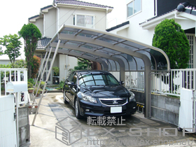 のカーポート テールポートシグマIII 1500 積雪〜50cm対応+テールポートシグマIII 1500　着脱式サポート柱　標準　1本入り 施工例