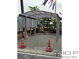 のカーポート レイナワンポートグラン　積雪〜20cm対応＋レイナワンポート用 サイドパネル 施工例