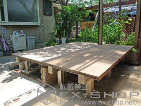 のウッドデッキ レストステージ 床板キャップ納まり 施工例