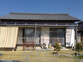 のテラス屋根 ライザーテラスII R型 1500 テラスタイプ 連棟 積雪〜50cm対応＋吊り下げ物干し 標準 2本入 施工例