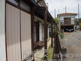 のテラス屋根 ヴェクターテラス F型 1500 テラスタイプ 三連棟 積雪〜50cm対応+ヴェクターテラス 吊り下げ式物干し　標準2本入り　2セット 施工例