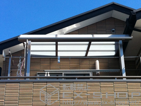 のバルコニー・ベランダ屋根 ライザーテラスII R型 テラスタイプ 単体 積雪〜20cm対応＋吊下げ物干し 標準 2本入 施工例