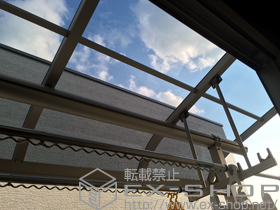 のバルコニー・ベランダ屋根 プレシオステラス R型 屋根タイプ 単体 積雪〜20cm対応＋吊り下げ式物干し　標準　2本入り 施工例