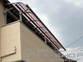 のバルコニー・ベランダ屋根 ライザーテラスII R型 屋根タイプ 連棟 積雪〜20cm対応 施工例