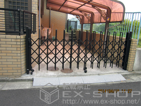 のカーゲート トリップゲート RC型 ノンレール 片開き 30S 施工例