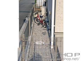 のフェンス・柵 ハイグリッドフェンスUF8型 フリーポールタイプ 施工例