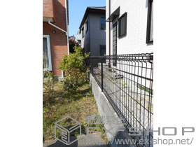 のフェンス・柵 ハイグリッドフェンス11型 フリーポールタイプ 施工例