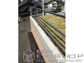 YKKAPのフェンス・柵・塀 シンプルモダンフェンスLite3型 間仕切りタイプ 施工例