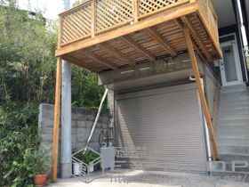 のガレージシャッター ガレージシャッタークワトロ 電動式 外部付タイプ 施工例