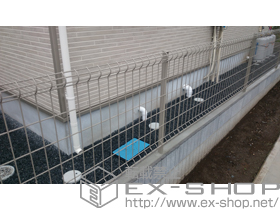 のフェンス・柵 ハイグリッドフェンスUF8型 フリーポールタイプ 施工例