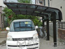 のカーポート レイナキャップポートグラン50　積雪〜50cm対応+水平式物干し(カーポート柱用) 2本入り+着脱式サポート 3本入り 施工例