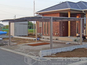 のカーポート エックスルーフ ワイド 積雪〜20cm対応 施工例