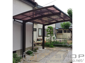 のカーポート レイナポートグラン 耐風圧強度仕様 積雪〜30cm対応＋脱式サポート×2/母屋補強材/屋根ふき材補強部品 施工例