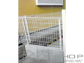 のフェンス・柵 イーネットフェンス1F型 自由柱　※東側 施工例