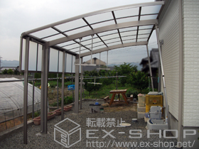 のカーポート カーブポートシグマIII 積雪〜20cm対応+着脱式サポート+サイドパネル 施工例