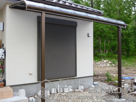 のテラス屋根 プレシオステラス R型 1500 テラスタイプ 単体　積雪〜50cm対応 施工例