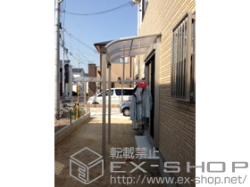 のテラス屋根 プレシオステラス R型 テラスタイプ 単体 積雪〜20cm対応＋吊り下げ式物干し ロング 2本入 施工例