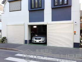 のガレージシャッター ガレージシャッタークワトロ 電動式 外部付タイプ 施工例