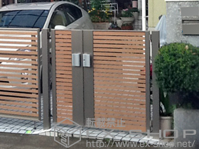 の門扉 ジオーナ門扉 B3型 両開き親子 マテリアルカラー　柱使用 施工例