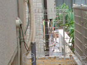 のフェンス・柵 メッシュフェンス G10-R　自在柱仕様 施工例