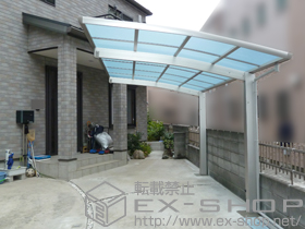 のカーポート レイナポートグラン 耐風圧強度仕様 積雪〜30cm対応＋積雪30?対応ユニット(着脱式サポート柱2本/母屋補強材)＋屋根ふき材補強部品 施工例