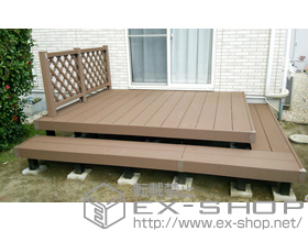 のウッドデッキ リウッドデッキ 200+段床（片側面・正面） 1段+リウッドデッキフェンス2型<ラチス格子> 施工例