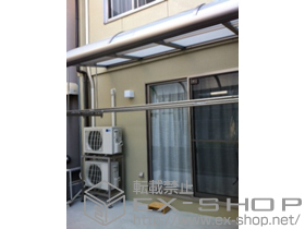 のテラス屋根 ライザーテラスII R型 テラスタイプ 単体 積雪〜20cm対応＋吊り下げ物干し ワイド 2本入+物干し取付桟 施工例