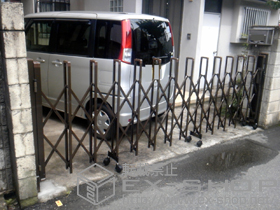 のカーゲート トリップゲート RB型 ノンレール 片開き 38S 施工例