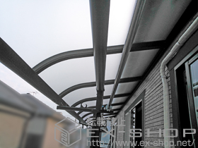 のバルコニー・ベランダ屋根 プレシオステラス R型 屋根タイプ 連棟 積雪〜20cm対応 施工例