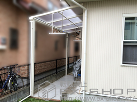 のテラス屋根 ヴェクターテラス F型 テラスタイプ 単体 積雪〜20cm対応+吊り下げ式物干し ロング 2本入り 施工例