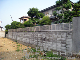 のフェンス・柵 エクスラインフェンス1型 自由柱 施工例