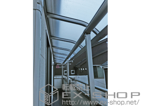 のバルコニー・ベランダ屋根 プレシオステラス R型 屋根タイプ 連棟 積雪〜20cm対応 施工例