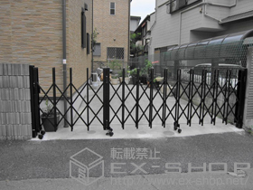 のカーゲート トリップゲート RB型 ノンレール 片開き親子 43DO(13S+30T） 施工例